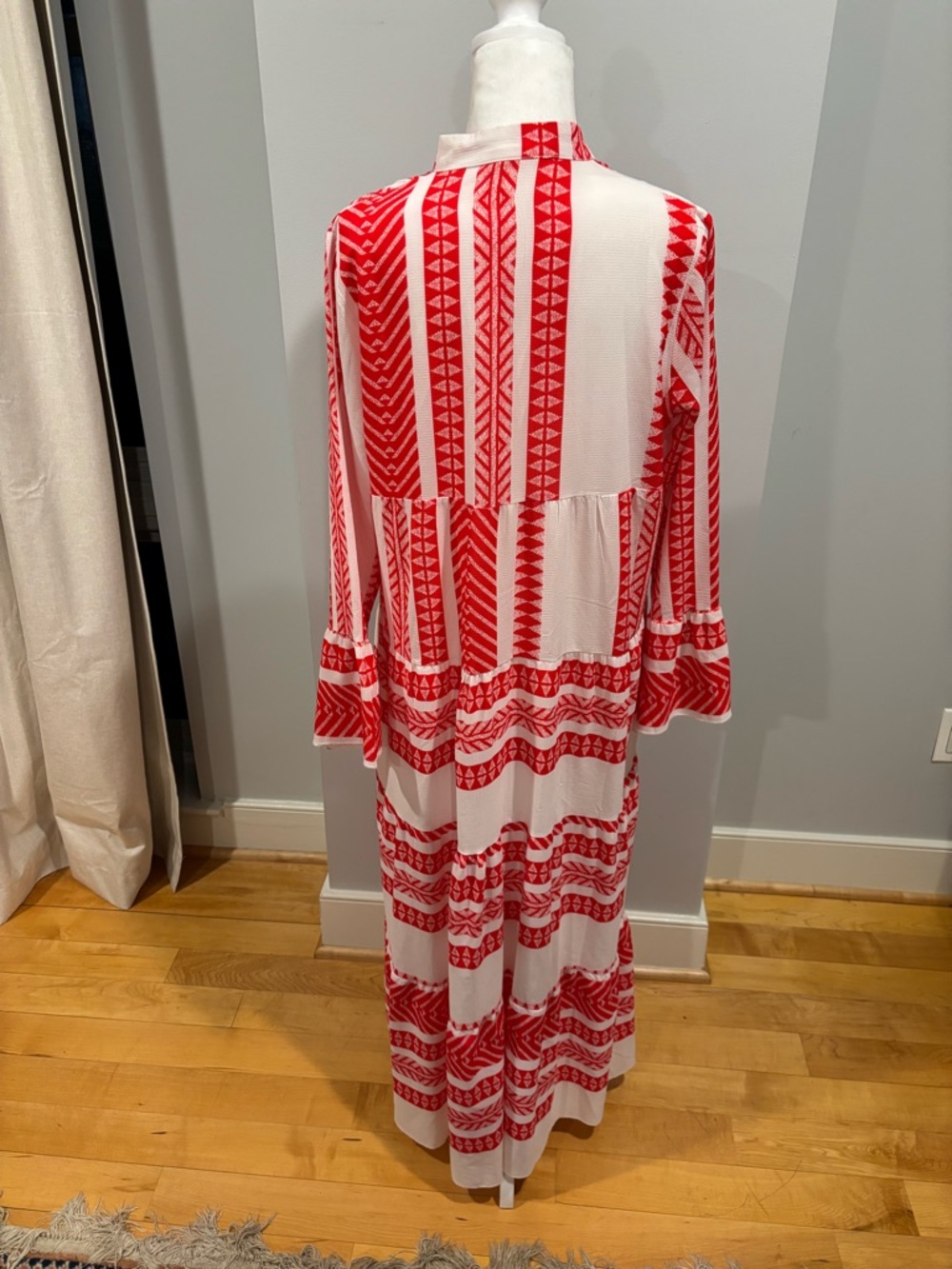 Red & White Printed Maxi Dress with V-Neck - Picture 2 of 3